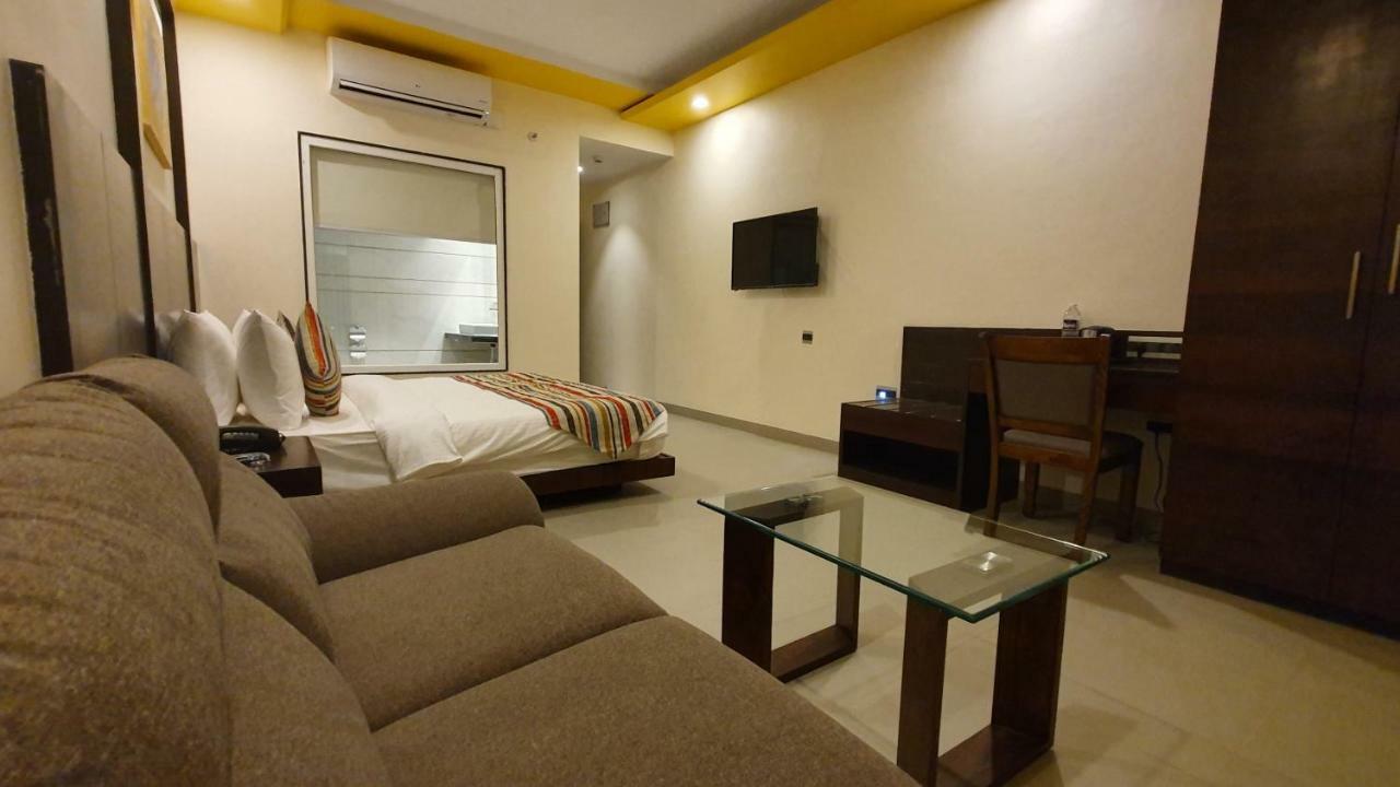 Regenta Central North Goa, Арпора Екстериор снимка
