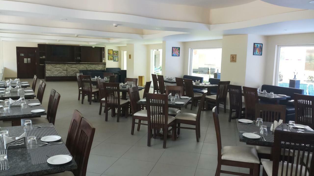 Regenta Central North Goa, Арпора Екстериор снимка